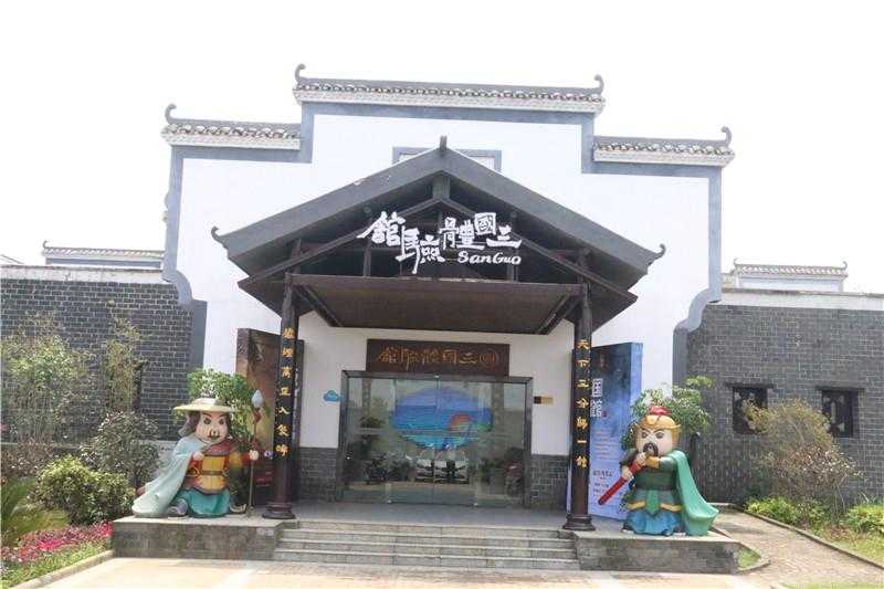 景區(qū)標(biāo)識(shí)設(shè)計(jì)中，內(nèi)部結(jié)構(gòu)布局應(yīng)該怎么做？